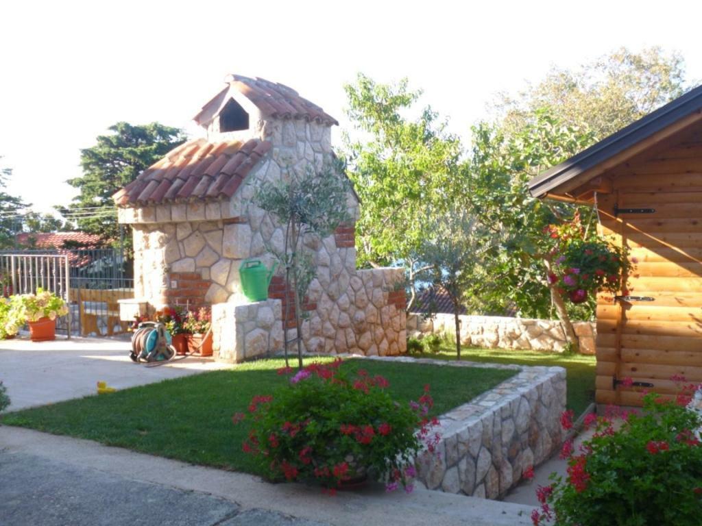 Apartments Mauro Novi Vinodolski Exterior foto