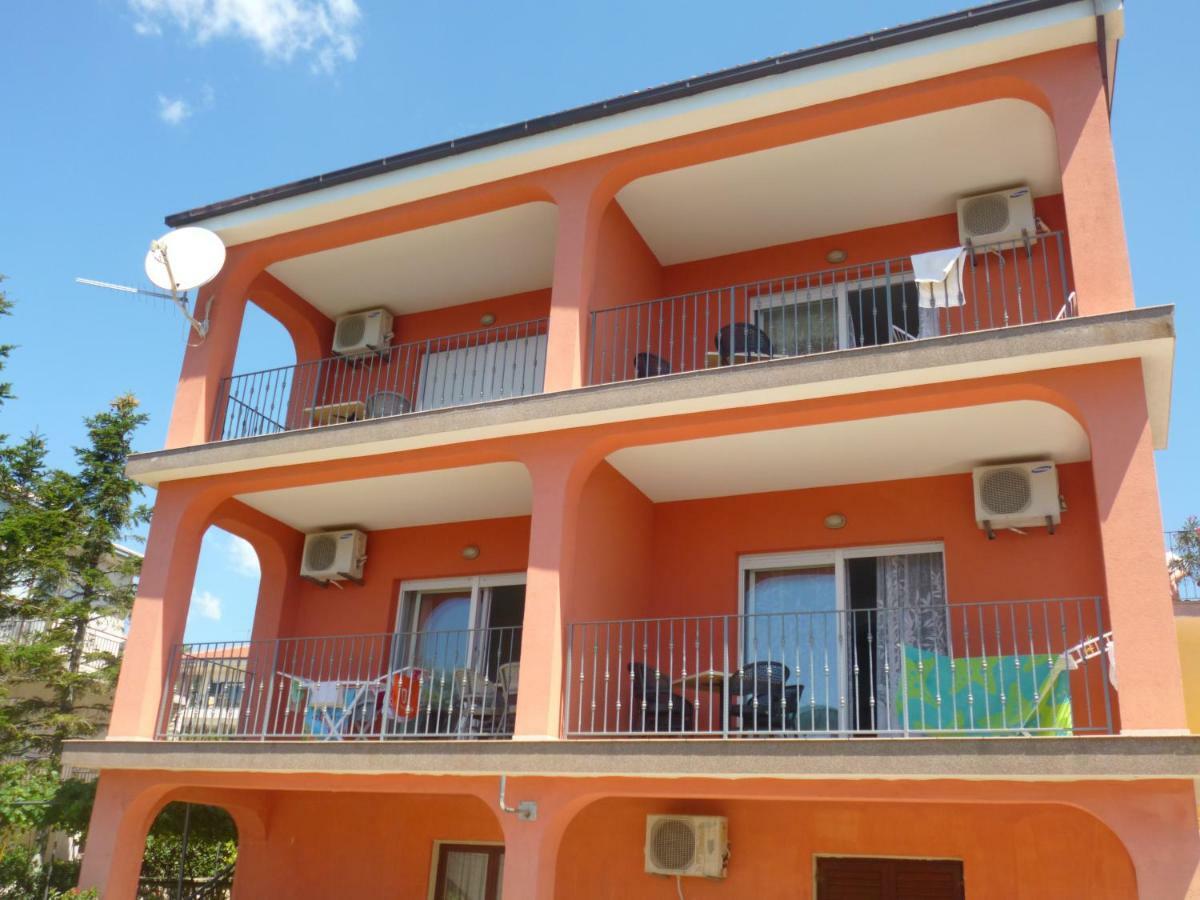 Apartments Mauro Novi Vinodolski Exterior foto